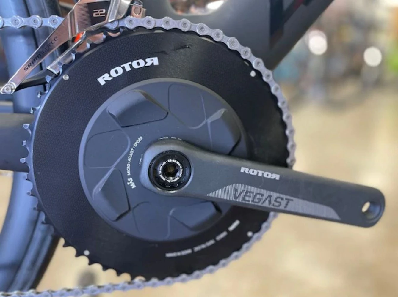 Argon 18 E-117 Tri Disc Sram Force 22 - Black/Black 2022 4 Argon 18 E-117 Tri Disc Sram Force 22 - Black/Black 2022 - Image 2