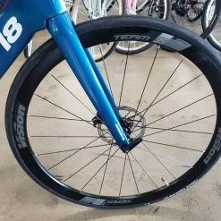 Argon 18 E-117 Tri Disc SRAM AXS 2x12 E-tap Gloss Ocean Blue 2022 19 Argon 18 E-117 Tri Disc SRAM AXS 2x12 E-tap Gloss Ocean Blue 2022 -Aventon Shop 2hNmS1FW5dh58eGjN9M eE 4c