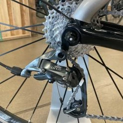 Argon 18 Argon E-117 Tri Sram Force 22 - Silver Rabbit Black Gloss 2022 -Aventon Shop 3ottgnoctftBoIwCK0EgJjTzY