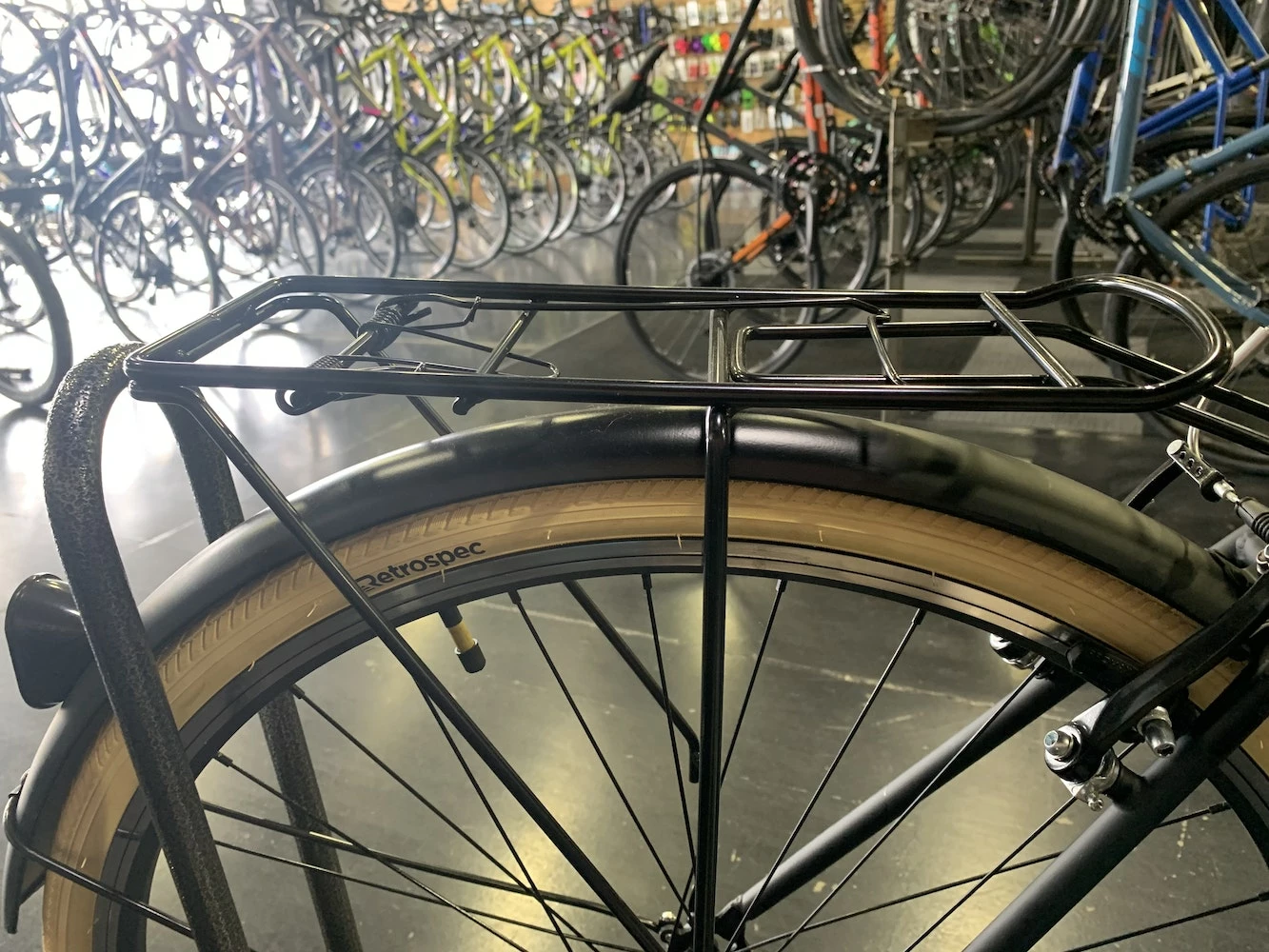 Retrospec Beaumont 7-Speed City Bike - Matte Black 2022 5 Retrospec Beaumont 7-Speed City Bike - Matte Black 2022 - Image 3