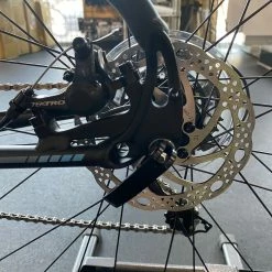 Fuji Traverse 1.7 ST Black/Cyan 2022 -Aventon Shop 5kFChRt4CzramtqAW7t76IZNg