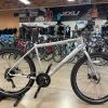 Breezer Midtown 1.7 - Silver 2022 1 Breezer Midtown 1.7 - Silver 2022 -Aventon Shop 61ViY6 lmBiW9u4RXgrDsllHQ