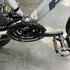 Fuji Adventure 27.5 Shimano Tourney - Satin Silver 2022 -Aventon Shop 678Yk7ZdvpiNT T2kRlw7g 1Y