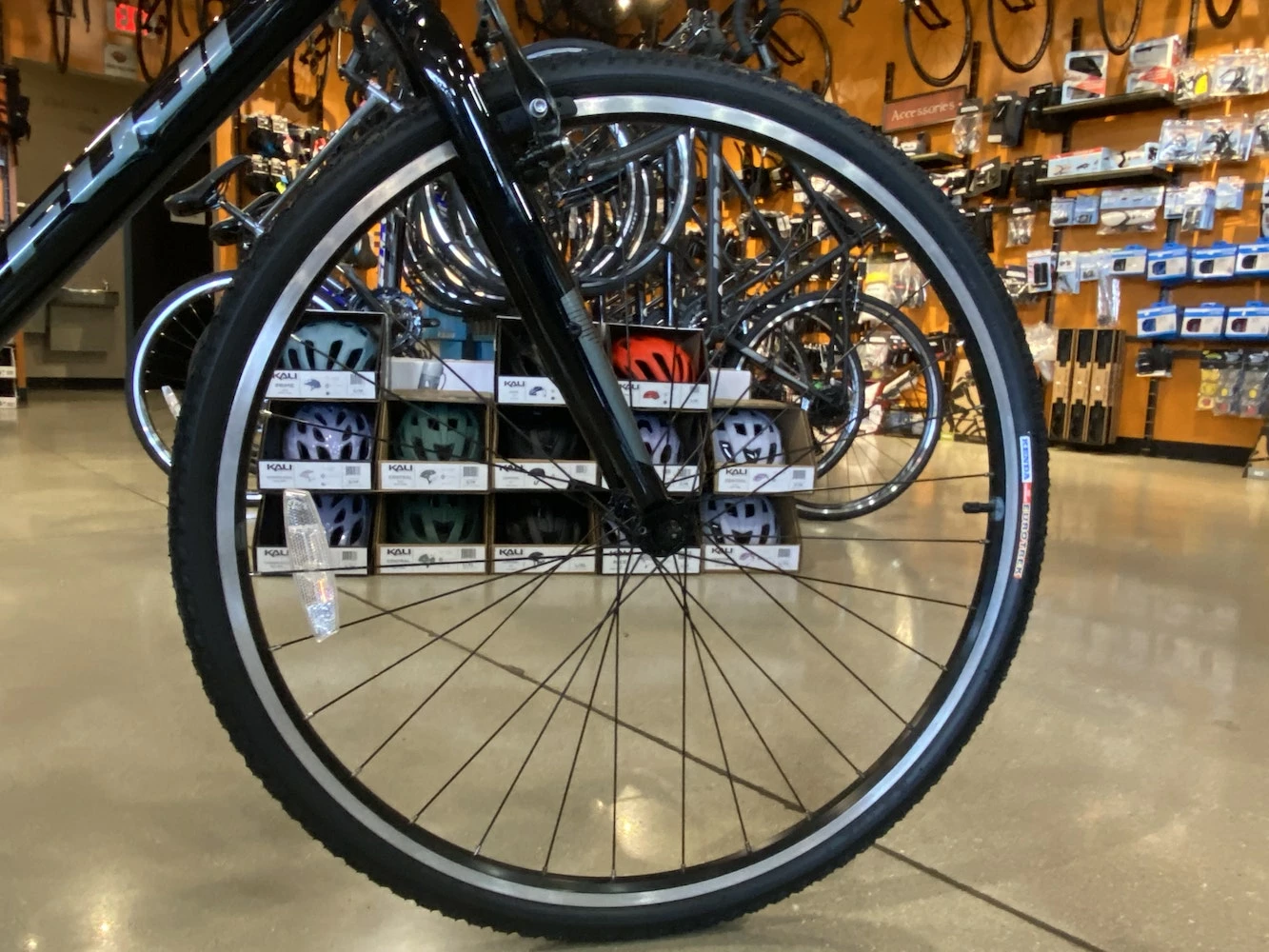 Fuji Absolute 2.1 - Black 2022 6 Fuji Absolute 2.1 - Black 2022 - Image 4