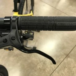 Cannondale Trail 6 - Yellow 2022 -Aventon Shop 8QFq8m9gj6UfzB0PyqSYyT5Hs