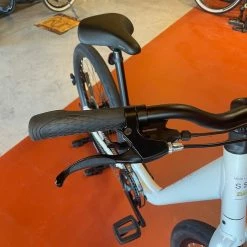 Momentum Vida Low-Step - Regular -Aventon Shop 9KInWGC5YIHQBQrpCBrkgVpYM