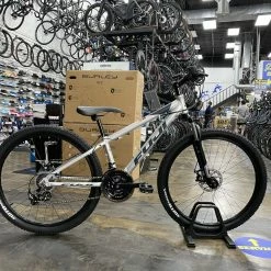 Fuji Adventure 27.5 Shimano Tourney - Satin Silver 2022
