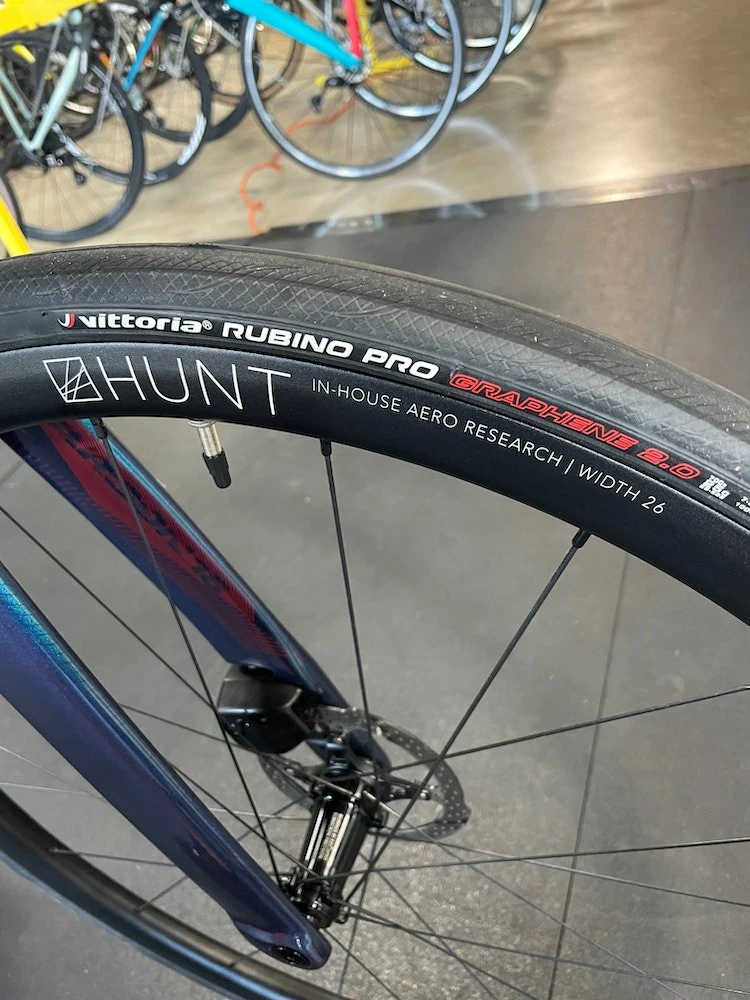 Argon 18 E-119 Tri+ Disc Sram Force Dig Me Beach Reflects 2022 9 Argon 18 E-119 Tri+ Disc Sram Force Dig Me Beach Reflects 2022 - Image 7