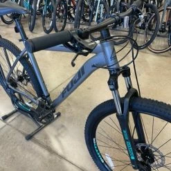 Fuji Nevada 29 / 1.9 - Satin Graphite 2022 31 Fuji Nevada 29 / 1.9 - Satin Graphite 2022 -Aventon Shop BUQoG8n07gPjk4i j PaBslAI