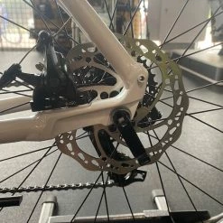 Cannondale Treadwell 3 Remixte Iridescent 2022 16 Cannondale Treadwell 3 Remixte Iridescent 2022 -Aventon Shop BaKQQGDghK3WFVhd LcR9vdFQ