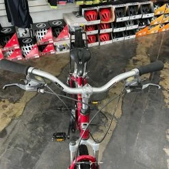 Marin Stinson EZ Shimano Altus - Red 2010 USED -Aventon Shop Cgj SwFC5aoYrEFjMa1lxnD7Q