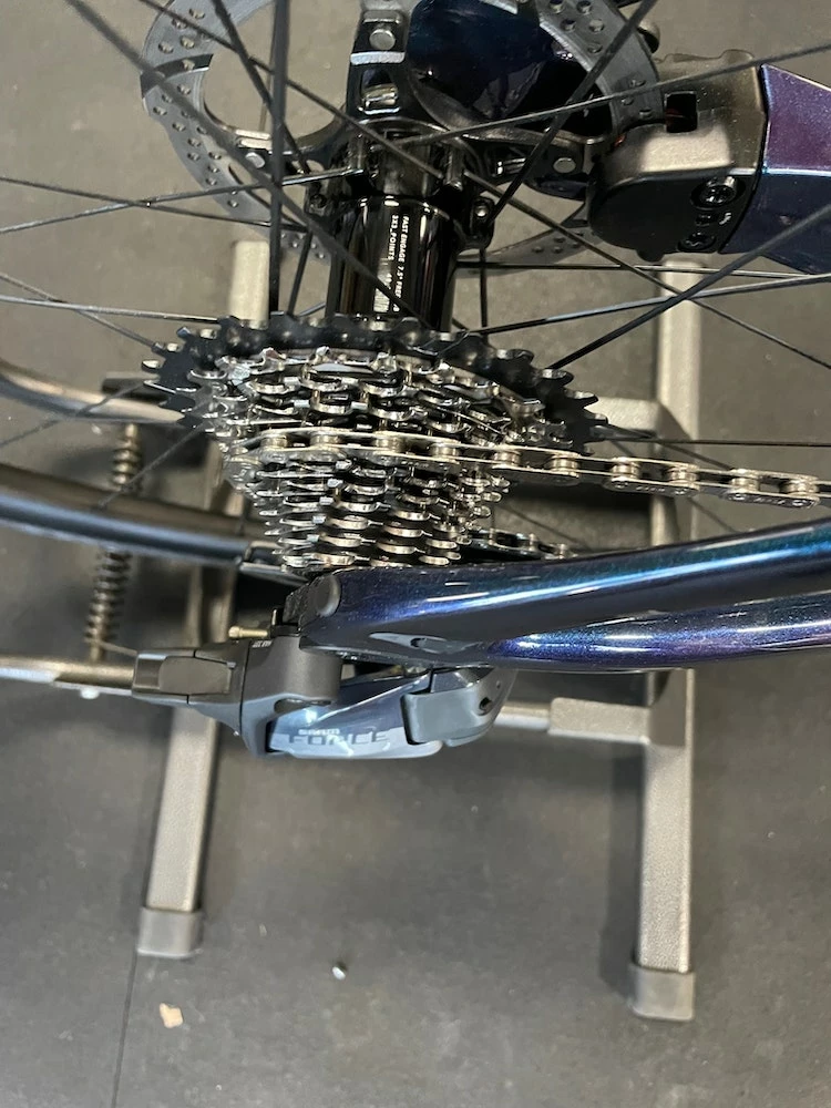 Argon 18 E-119 Tri+ Disc Sram Force Dig Me Beach Reflects 2022 5 Argon 18 E-119 Tri+ Disc Sram Force Dig Me Beach Reflects 2022 - Image 3