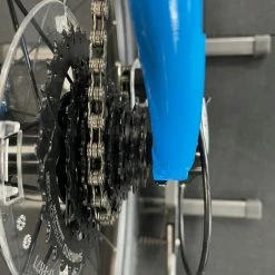 Fuji Nevada 1.7 Shimano Cyan 2022 -Aventon Shop EhZQjP163SWBX49BUA8TWOci8