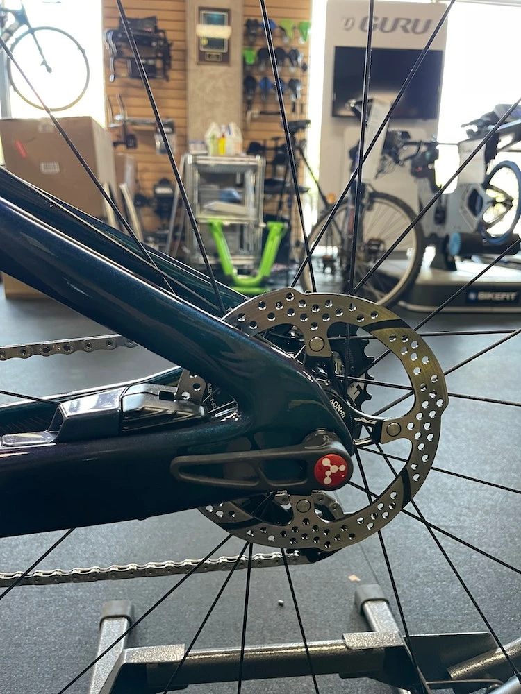 Argon 18 E-119 Tri+ Disc Sram Force Dig Me Beach Reflects 2022 6 Argon 18 E-119 Tri+ Disc Sram Force Dig Me Beach Reflects 2022 - Image 4