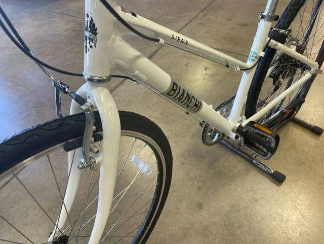 Bianchi Siena Dama Altus Hybrid - White 2022 6 Bianchi Siena Dama Altus Hybrid - White 2022 - Image 4