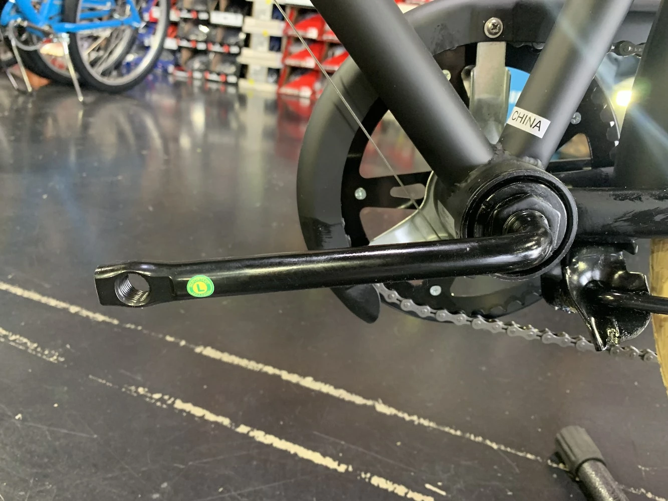 Retrospec Beaumont 7-Speed City Bike - Matte Black 2022 8 Retrospec Beaumont 7-Speed City Bike - Matte Black 2022 - Image 6