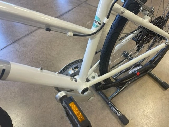 Bianchi Siena Dama Altus Hybrid - White 2022 8 Bianchi Siena Dama Altus Hybrid - White 2022 - Image 6