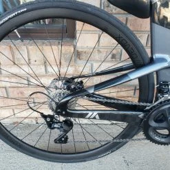 Felt IA Advanced Disc Shimano 105 Charcoal Geo 2023 19 Felt IA Advanced Disc Shimano 105 Charcoal Geo 2023 -Aventon Shop H732ROuli4byD8i6MhACxAZ8g