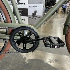 Retrospec Beaumont 7-Speed City Bike - Matte Olive Drab 2022 -Aventon Shop HNfv6F3MfYufKgNsVEW6A SG0