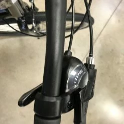 Cannondale Quick 6 - Black 2021 -Aventon Shop HVYbYfUJHRN Y0n0x3DwdYXM8