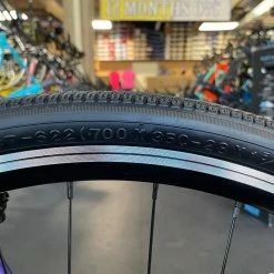 Cannondale Quick 6 Remixite Ultra Violet 2022 -Aventon Shop HpK HLITQLGoJluFYF0wRgBgM