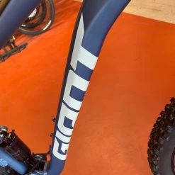 We Ship! Giant Stance 29 2(Crest Fork) - Blue Ashes 2021 -Aventon Shop IJpMjPBOdIiLm rUCv 1iSMI