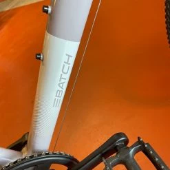 Batch Bicycles Batch Lifestyle - Gloss Vapor Grey 2021 -Aventon Shop JgQCCFcRfATUUfeN1vlAmOYHA