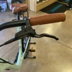 Cannondale Adventure 1 Low-Step - Cool Mint 2022 -Aventon Shop KLvGTo2kYrGn5DAKWjamZxHjE