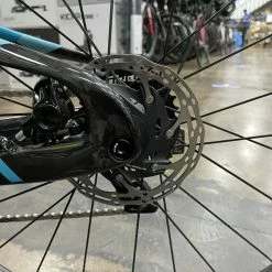 Felt IA Advanced Sram Force ETap AXS - Aqua Geo 2021 -Aventon Shop L31BNewjGBKIOpLg5NDSaGol8
