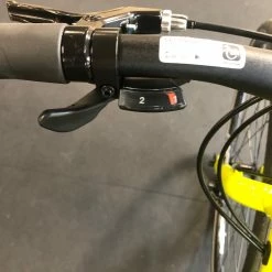 Cannondale Quick Disc 5 Remixte Highlighter 2022 -Aventon Shop LzjLqNfnA1dCQyGRv2LB9EWGY