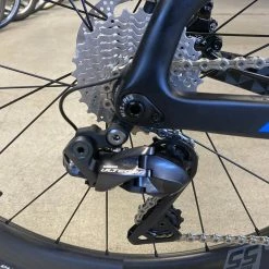 Fuji Norcom Straight 2.1 - Carbon Tri Bike: Integrated Cockpit, Ultegra Di2, Vision 55 Carbon Race Wheels 2022 18 Fuji Norcom Straight 2.1 - Carbon Tri Bike: Integrated Cockpit, Ultegra Di2, Vision 55 Carbon Race Wheels 2022 -Aventon Shop McN 7ekNbCddmtsIEf6dDswSU