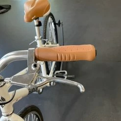 Bianchi Siena Dama White/Celeste 2022 20 Bianchi Siena Dama White/Celeste 2022 -Aventon Shop MzV25gqoRUQTIYJjki60kTfG4