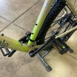 Cannondale Trail 8 - Quicksand 2023 -Aventon Shop NcozPRJL1yCGfhHoKP9Y92 pY