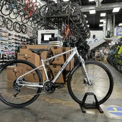 Fuji Traverse 1.3 - Gray 2022