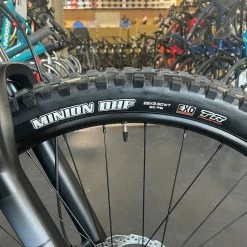 Cannondale Trail SE2 Emerald Green 2022 -Aventon Shop OC22HFbwEtXFxA fy1 gm4cLA