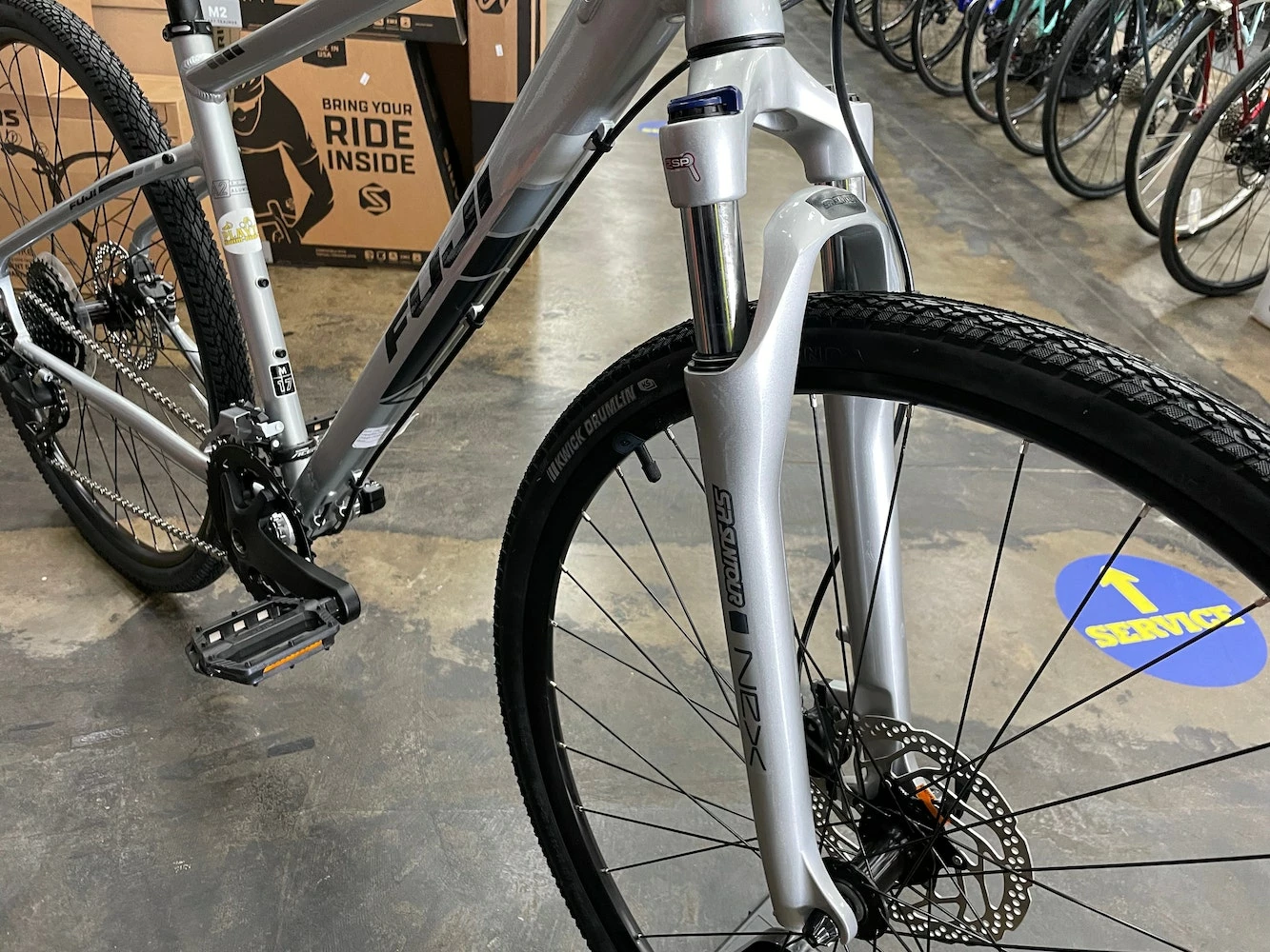 Fuji Traverse 1.3 - Gray 2022 4 Fuji Traverse 1.3 - Gray 2022 - Image 2