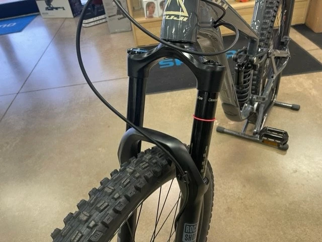 Fuji Rakan 29 LT 1.5 Shimano Deore 1 X 11 - Iron Gray/Sand 2022 8 Fuji Rakan 29 LT 1.5 Shimano Deore 1 X 11 - Iron Gray/Sand 2022 - Image 6