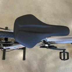 Fuji Absolute 1.7 Shimano Alivio Silver -Aventon Shop PyORNHDBRHLNJlaLROMufu3kw