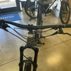 Fuji Auric 1.5 - 27.5 Shimano Deore 1 X 11 - Satin Hazy Silver 2022 -Aventon Shop QLVtoOP1dcNWahoLaVEhSxVY