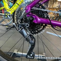 Cannondale Treadwell 2 Remixte Lavender LTD 2022 -Aventon Shop QnooQ4u1JJtQBVULq9VMc2xiU