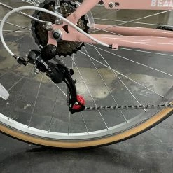 Retrospec Beaumont 7-Speed Step-Thru City Bike - Blush Pink 2022 -Aventon Shop RsIyb2xp0sDEuKfgHVQz5Otcs 2