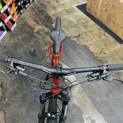 Fuji Nevada 27.5 1.5 - Brick Red 2022 -Aventon Shop S99ar2RuUoORnli1ib6UVTefk