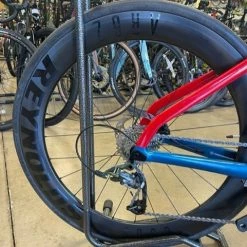 Argon 18 E-117 Tri Sram Force 22/ Reynolds AR58 - Blue/Red 2023 -Aventon Shop SCU2dt 7oewFziAXN8N9AHLUs