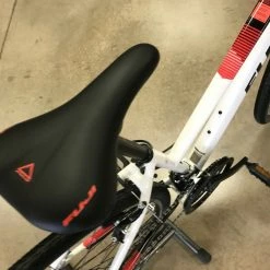 Fuji Absolute 2.1 ST - Pearl White 2022 -Aventon Shop USGma8Wc1cMkbf8uR9vZa3R40