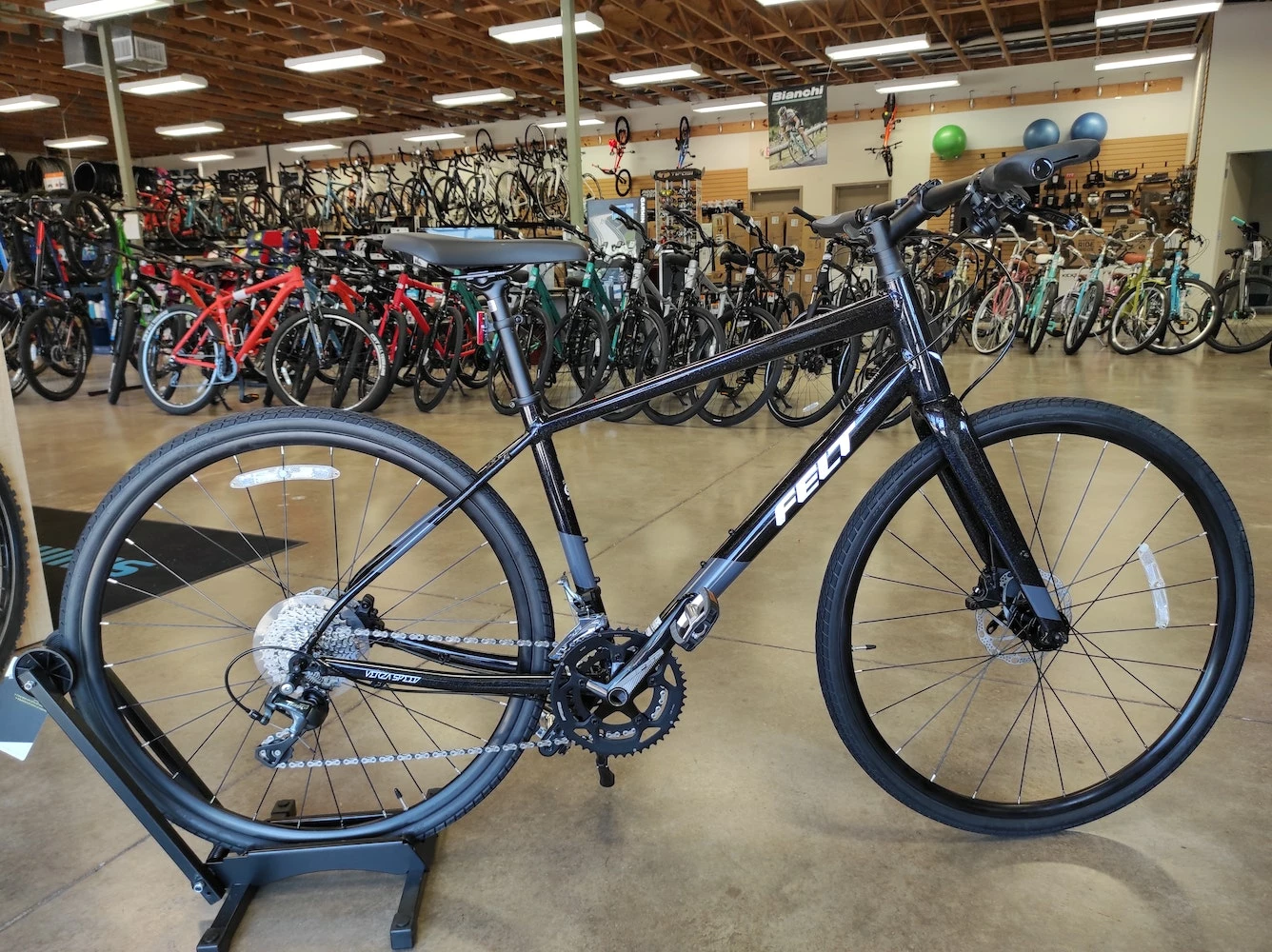 Felt Verza Speed 20 Shimano Tiagra - Supernova Black 2022 3 Felt Verza Speed 20 Shimano Tiagra - Supernova Black 2022