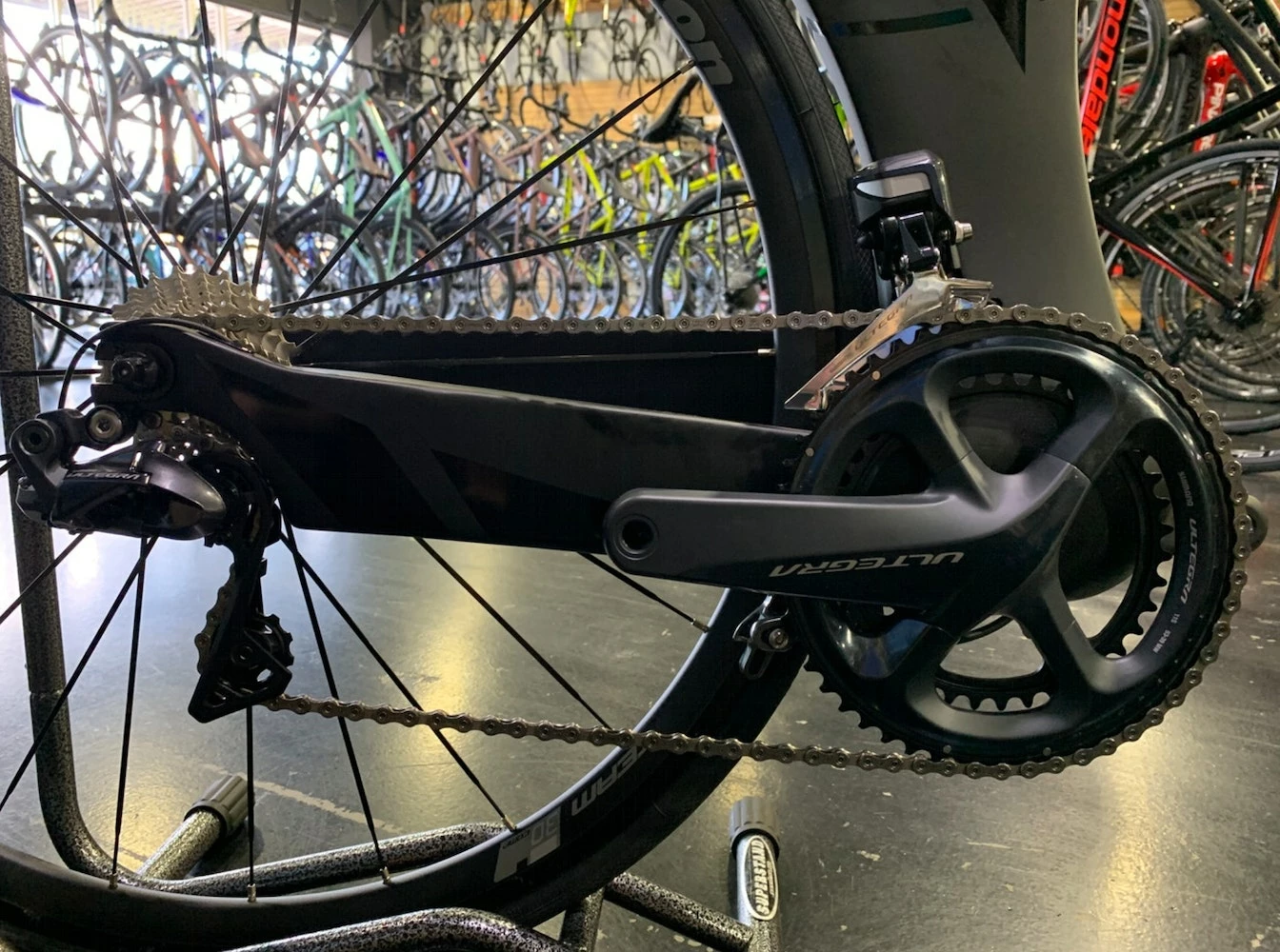 Ventum One Shimano Ultegra Di2 11 Speed - Black 2020 5 Ventum One Shimano Ultegra Di2 11 Speed - Black 2020 - Image 3