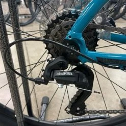 Fuji Nevada 29 / 1.9 - Dark Teal 2022 -Aventon Shop c vo5EnYb8kgiCF3lbWtjgHT8