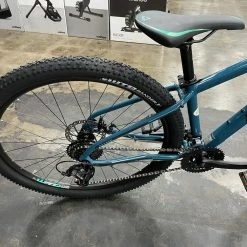 Fuji Nevada 29 1.9 Microshift - Dark Teal 2022 -Aventon Shop dy4wNVNblFL9AtkD4puzne8C8