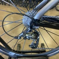 Argon 18 E-117 Tri Sram Force 22 Silver Rabbit Black Gloss - 2022 -Aventon Shop eDVrmucZC75zPh3w7hxXtatls