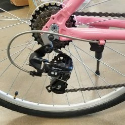 Retrospec Barron Step-Thru Comfort Hybrid Bike 21-Speed - Bubblegum 2022 -Aventon Shop eUfR9bBNC3f5AZeXfLNZ ApZQ